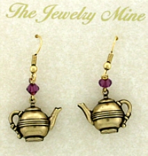 tea pot earrings,vintage tea jewelry,tea room jewelry,vintage fashion jewelry,victorian jewelry