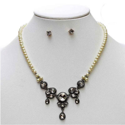 Vintage Style Fashion Pearl Austrian Crystal Necklace Set