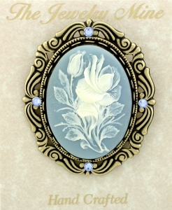 Vintage Reproduction Victorian style cameo costume brooch