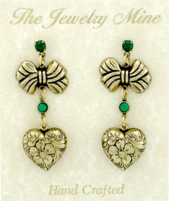 vintage victorian style puffed heart earrings